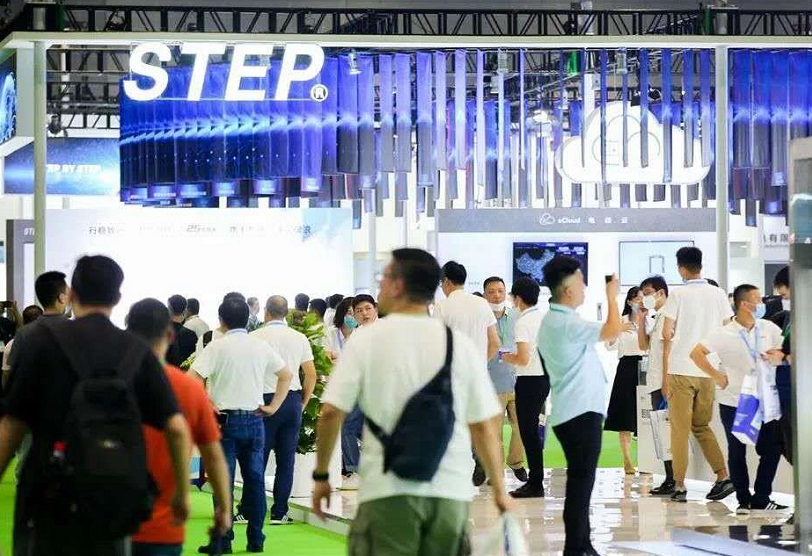 2027年中国(南京)国际电梯展览会WEE EXPO展会现场产品演示与行业交流活动