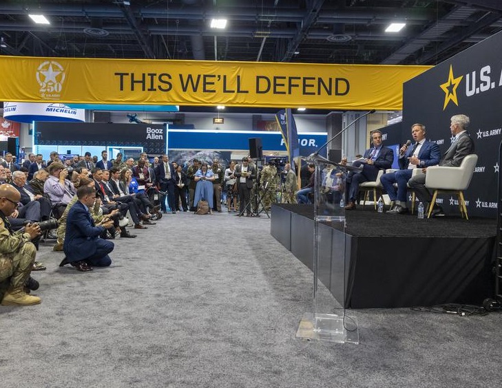 2026年美国陆军防务展-美国陆军协会年会AUSAAssociation of the United States Army行业机械设备展品展台实拍
