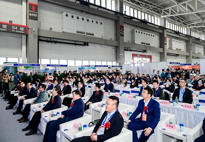 2027年中国(青岛)畜牧业博览会Qingdao Livestock Exhibition参展商与海外采购商展台洽谈现场