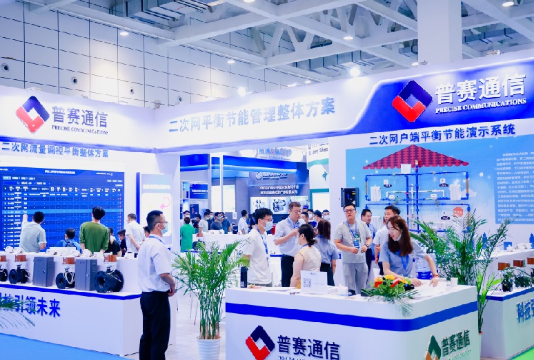 2027年山东国际石油化工装备暨国际燃气装备展CPEC展馆现场，专业观众参观实况