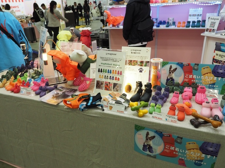 2027年日本东京宠物用品展览会Interpets Asia Pacific行业机械设备展品展台实拍
