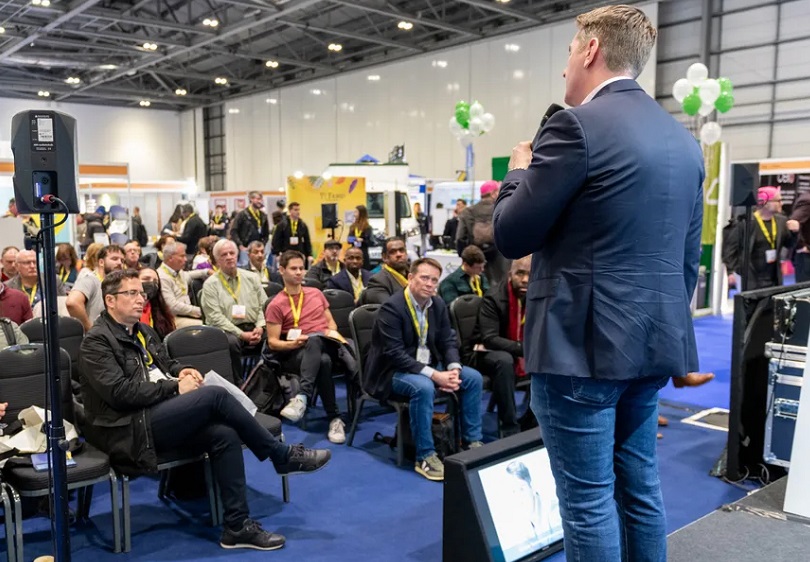 2027年英国伦敦特许经营展览会Franchise Show London展馆现场,专业观众参观实况
