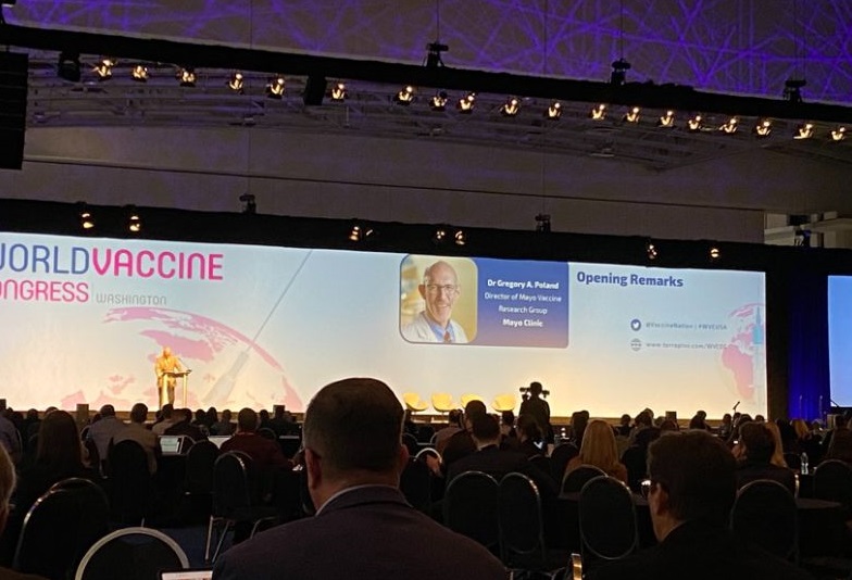 2026年世界疫苗大会-欧洲疫苗大会World Vaccine Congress Europe参展商与海外采购商展台洽谈现场
