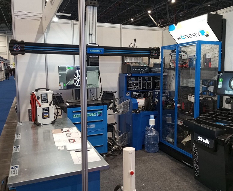 2026年乌兹别克斯坦工程机械展ECTTEurasian Construction Technology Tashkent参展商与海外采购商展台洽谈现场