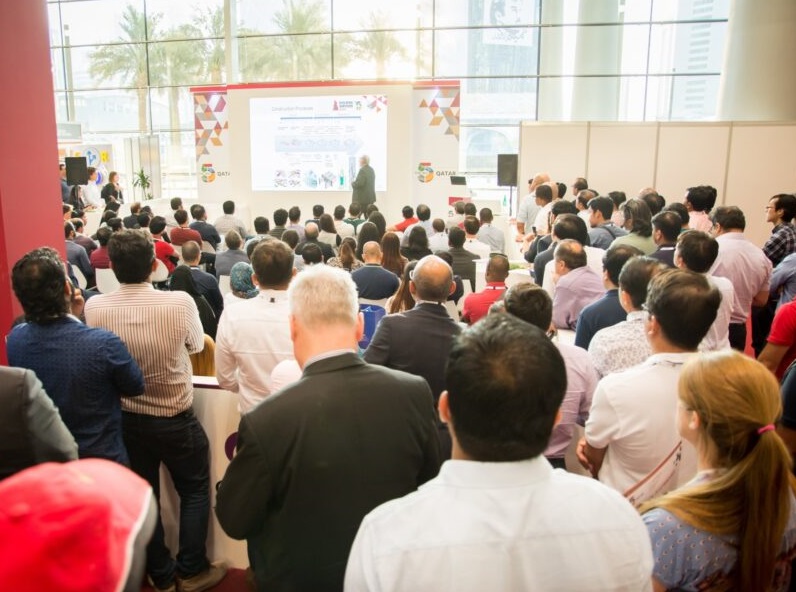 2026年卡塔尔多哈五大行业展Big 5 Construct Qatar展馆现场，专业观众参观实况