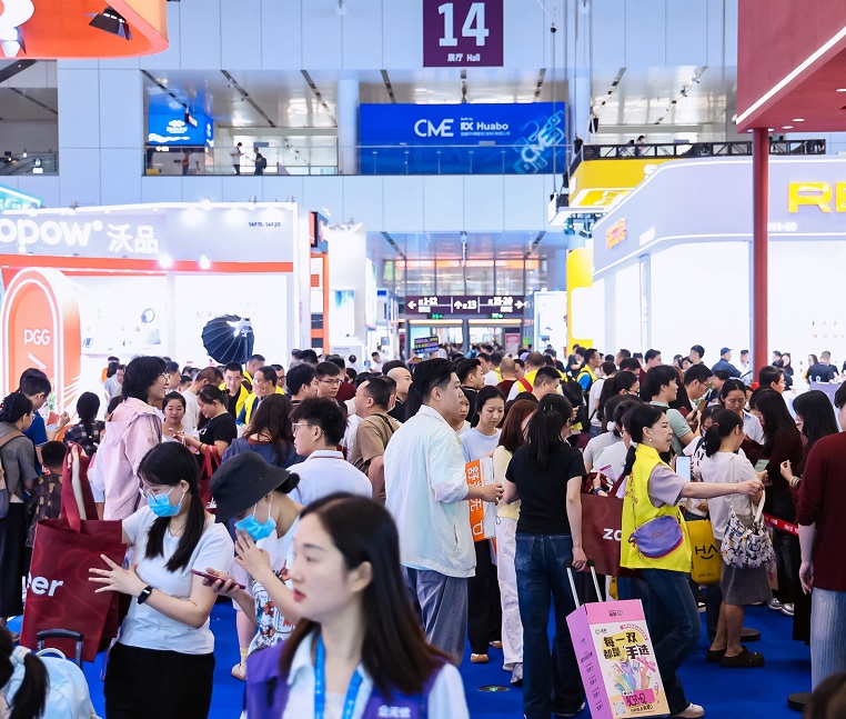 2026年深圳国际消费电子展CME展会现场产品演示与行业交流活动
