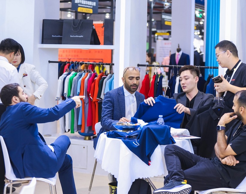 2027年上海职业装·团服展LINK FASHION展馆内部展台环境实拍