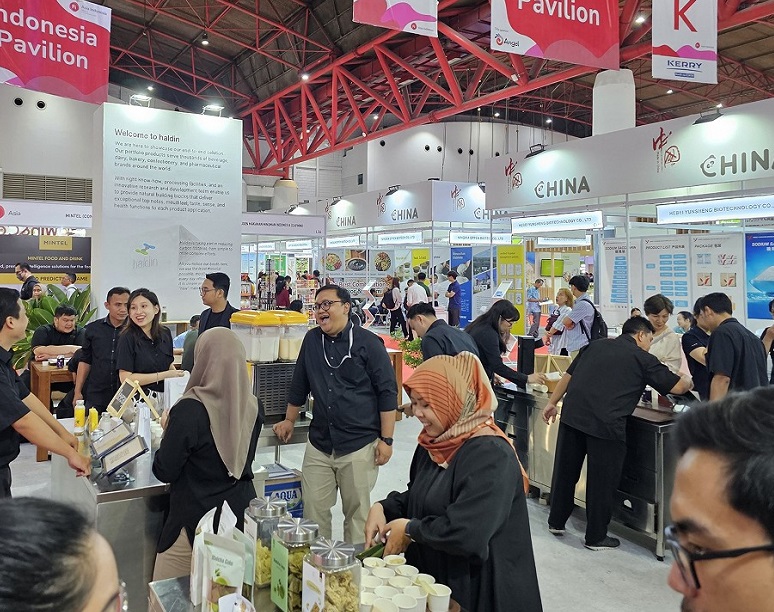 2027年印尼国际食品及餐饮展More Food Expo Indonesia参展商与海外采购商展台洽谈现场