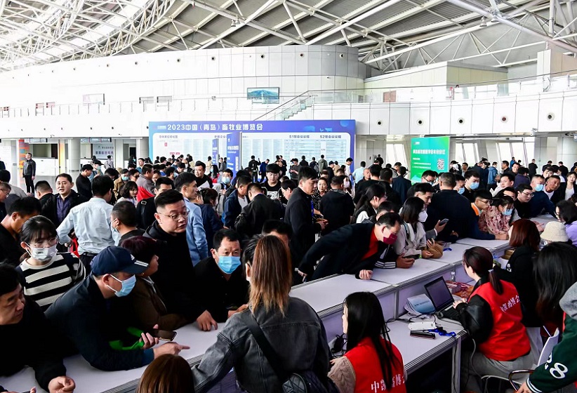 2027年中国(青岛)畜牧业博览会Qingdao Livestock Exhibition展馆现场,专业观众参观实况
