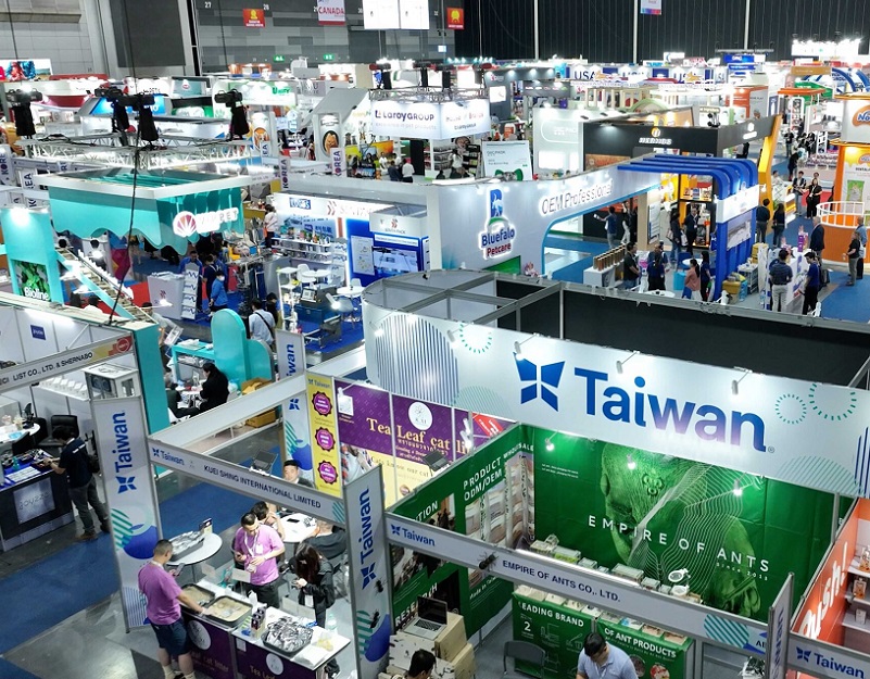 2026年亚宠泰国曼谷宠物用品展览会Petfair SE ASIA展馆现场,专业观众参观实况