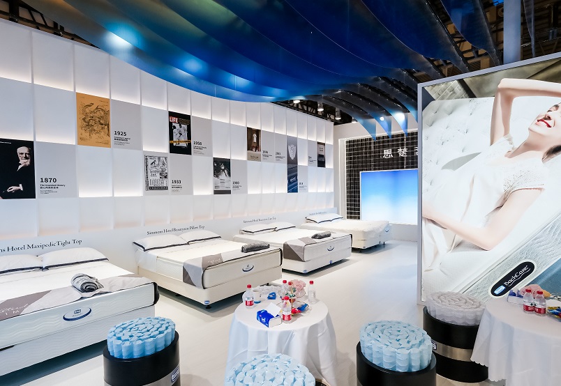 2026年深圳国际酒店家具与商用设计展览会H+R Design Expo Shenzhen参展商与海外采购商展台洽谈现场