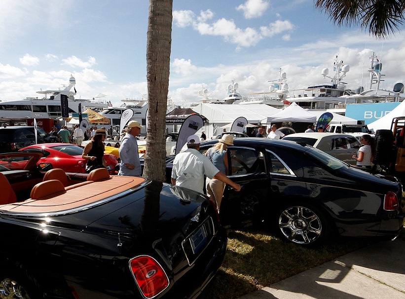 2026年美国劳德代尔堡游艇展览会FORT LAUDERDALE BOAT SHOW行业机械设备展品展台实拍
