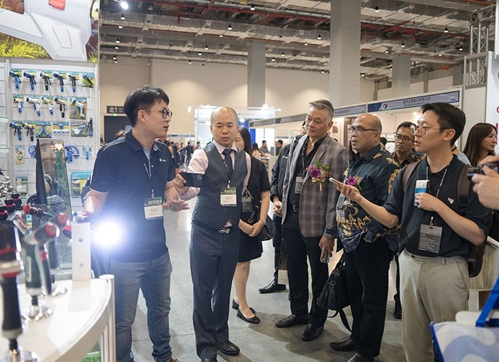 2026年台湾工业暨职业安全展览会T-SAFE展馆现场,专业观众参观实况