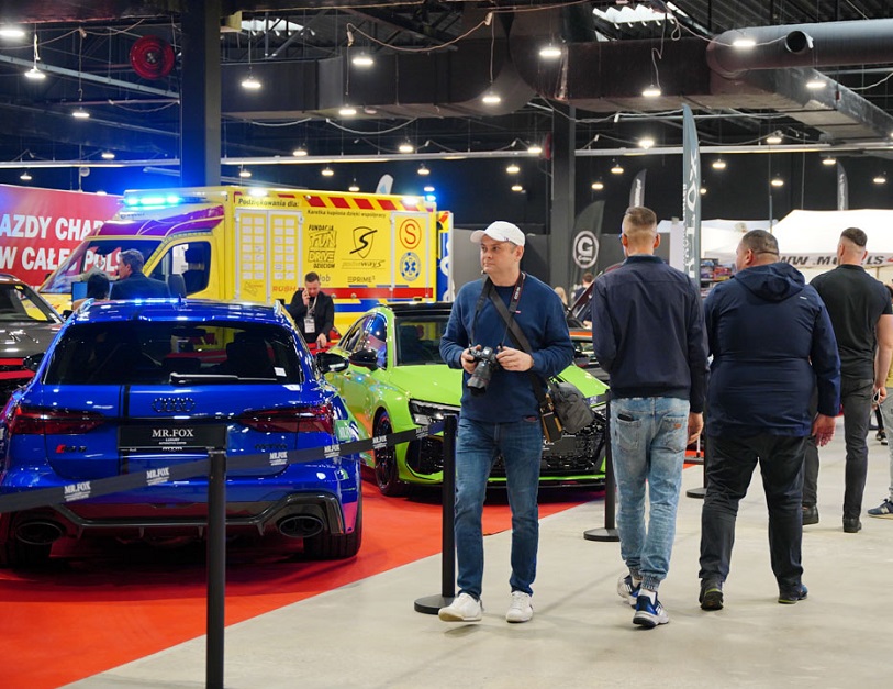 2027年波兰华沙摩托车及配件展览会Warsaw Motorcycle Show行业机械设备展品展台实拍