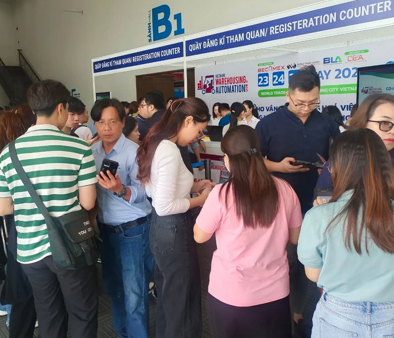 2026年越南河内仓储物流展览会Warehousing & Automation Show参展商与海外采购商展台洽谈现场