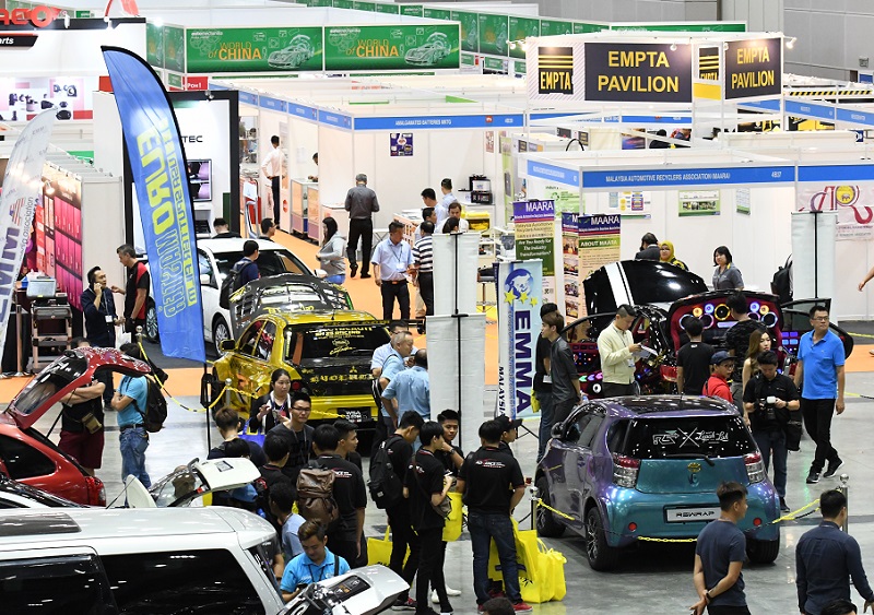 2027年马来西亚法兰克福汽配展览会Automechanika Kuala Lumpur展馆现场,专业观众参观实况