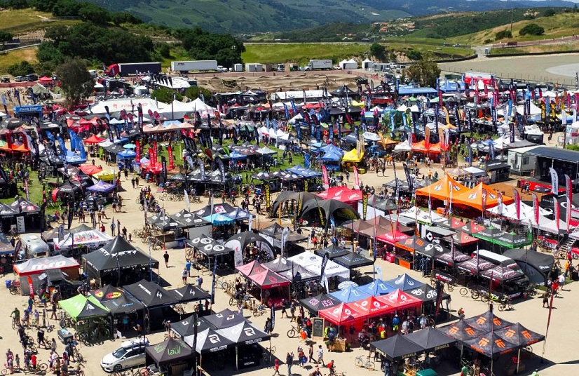 2027年美国加州海獭自行车展Sea Otter Classic参展商与海外采购商展台洽谈现场