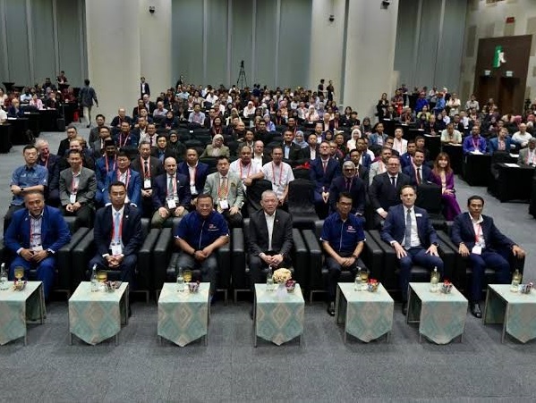 2026年马来西亚汉诺威工业博览会STSSelangor Techsphere Summit展会现场产品演示与行业交流活动