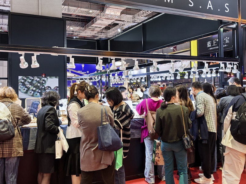 2026年杭州国际珠宝展BJF展会现场产品演示与行业交流活动