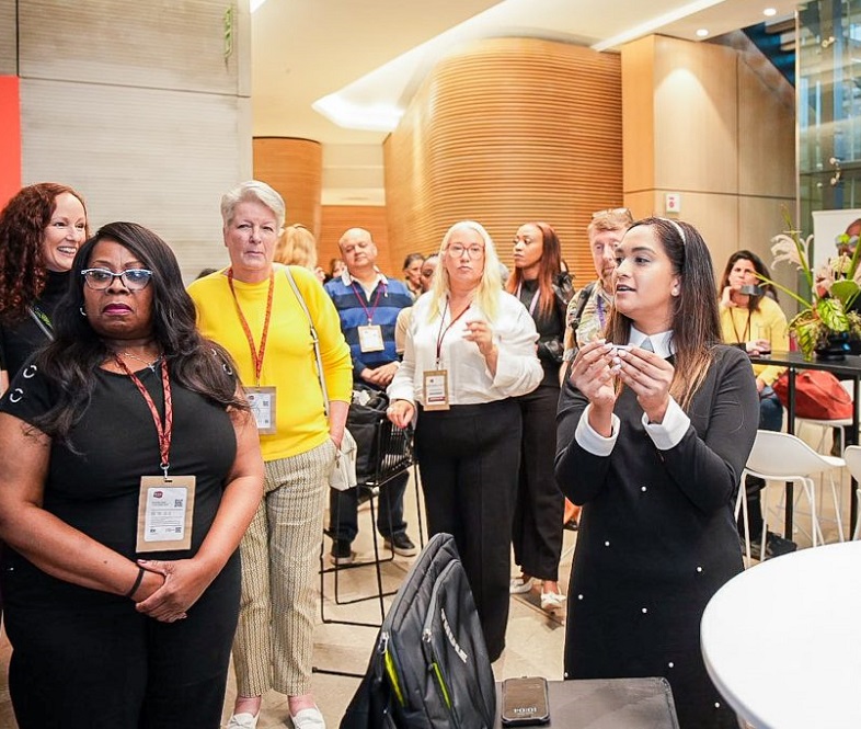 2027年南非非洲豪华旅游展览会ILTM Africa展馆现场,专业观众参观实况