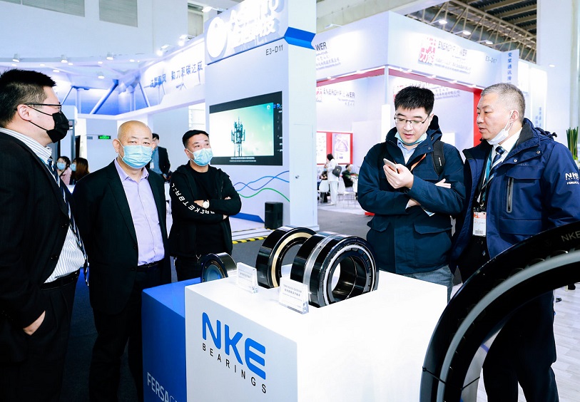 2026年北京风能大会-北京风能展CWPCHINA WIND POWER参展商与海外采购商展台洽谈现场