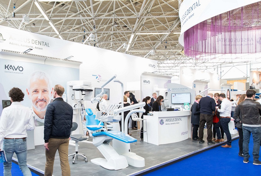 2026年比利时布鲁塞尔牙科展览会Dentex Brussels参展商与海外采购商展台洽谈现场