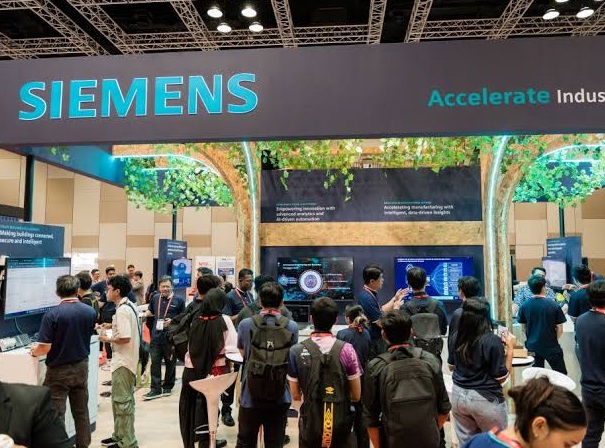 2026年马来西亚汉诺威工业博览会STSSelangor Techsphere Summit展馆现场,专业观众参观实况
