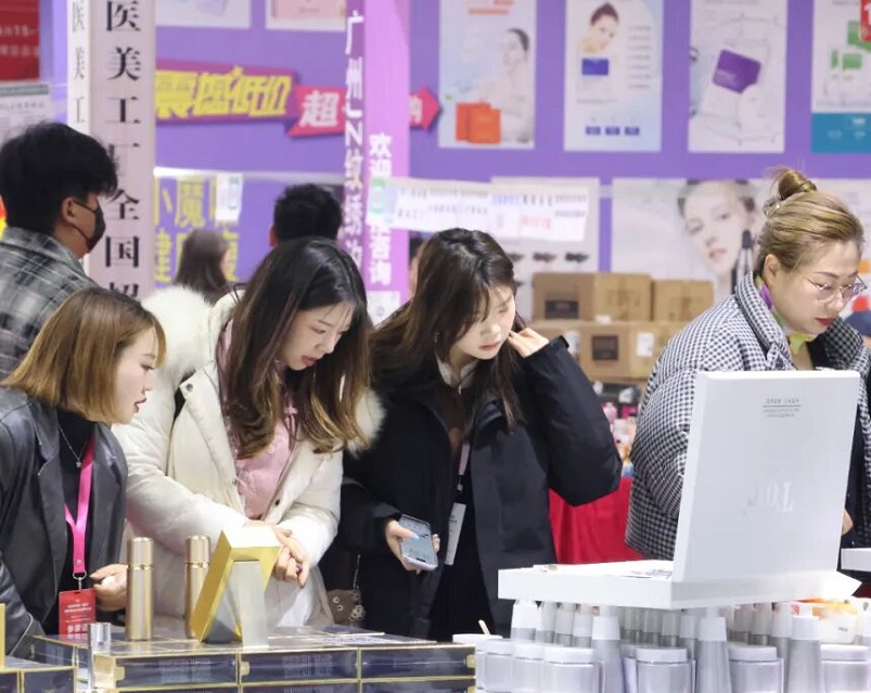 2026年苏州美容化妆品展-苏州美博会Suzhou Beauty Expo展馆现场，专业观众参观实况