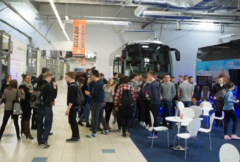 2027年波兰华沙客车巴士展览会Warsaw Bus Expo行业机械设备展品展台实拍
