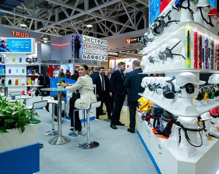 2026年俄罗斯索契劳保展览会RLSWRUSSIAN LABOUR SAFETY WEEK展会现场产品演示与行业交流活动