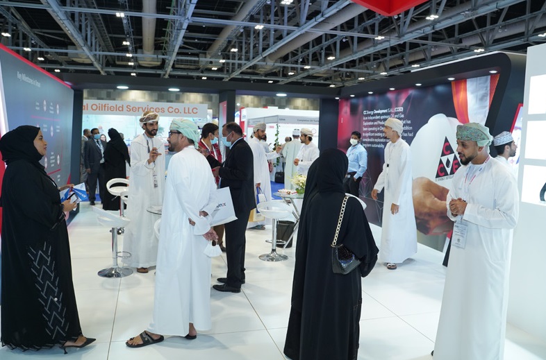 2026年中东阿曼家居用品及建筑展览会Oman Home & Building Expo展馆现场,专业观众参观实况