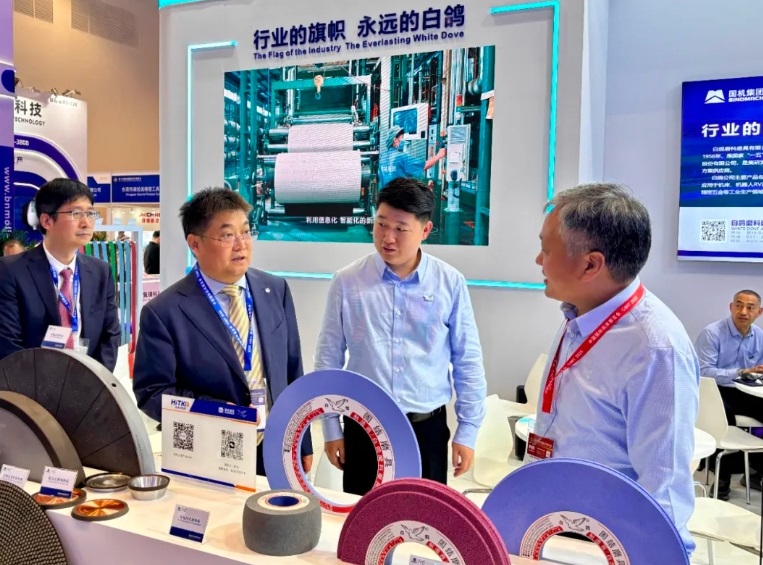 2026年郑州衡器与计量技术设备展览会CZWM行业机械设备展品展台实拍