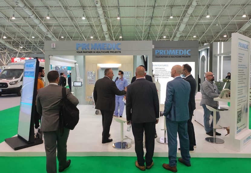 2026年沙特利雅得医疗器械展览会GLOBAL HEALTH EXHIBITION参展商与海外采购商展台洽谈现场