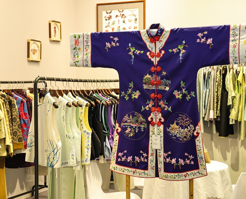 2027年上海服装定制主题展LINK FASHION行业机械设备展品展台实拍