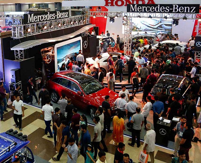 2027年孟加拉达卡汽车、电动车展Dhaka Motor Show展馆现场，专业观众参观实况