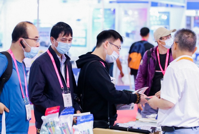 2026年珠海国际办公设备及耗材展览会RemaxWorld Expo展馆现场,专业观众参观实况