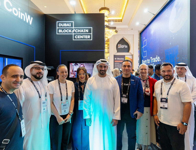 2027年中东迪拜Web3、加密货币展TOKEN 2049 DUBAI参展商与海外采购商展台洽谈现场