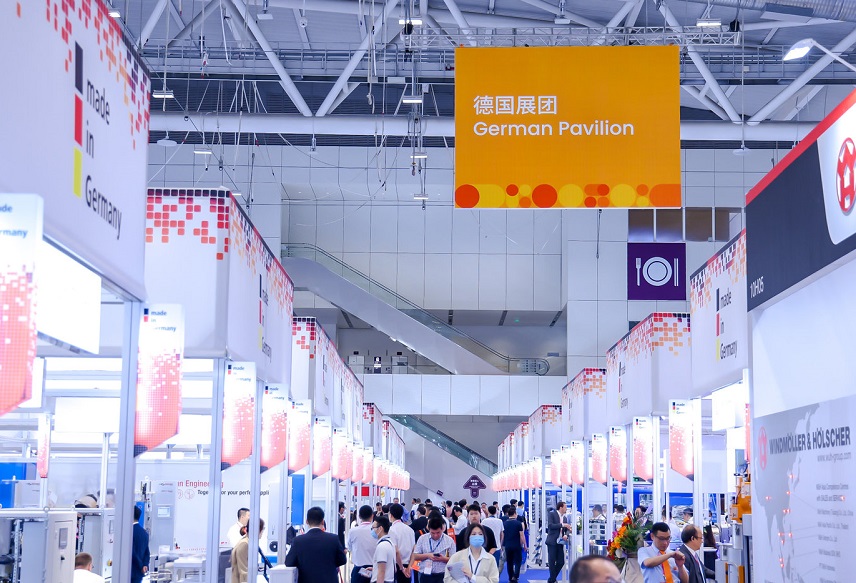 2027年雅式深圳橡塑展-中国国际塑料橡胶工业展览会CHINAPLAS行业机械设备展品展台实拍