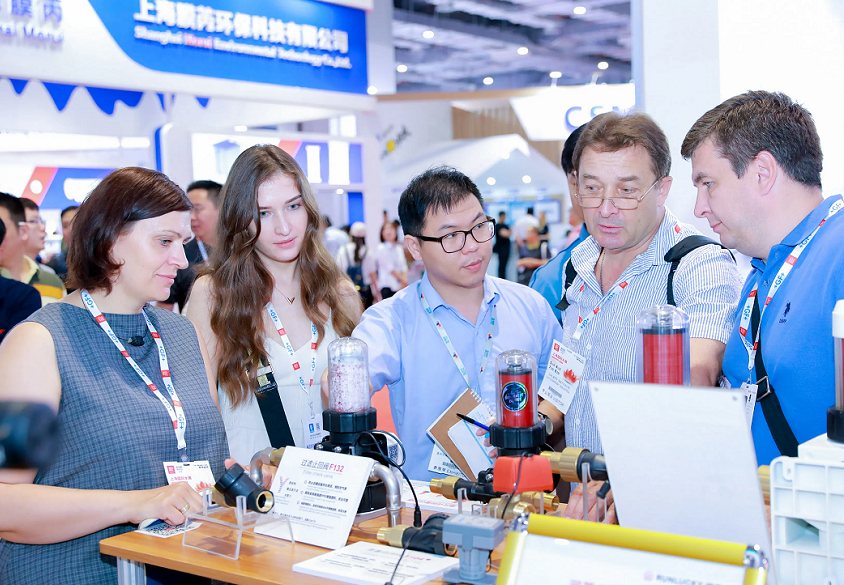 2026年上海亚洲水技术展览会Aquatech China展馆现场，专业观众参观实况