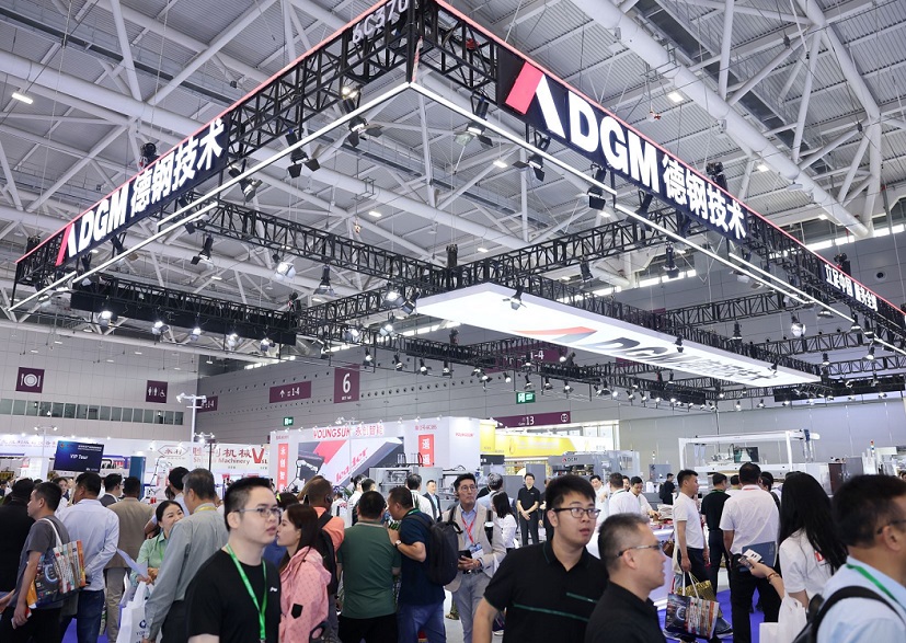 2027年中国国际瓦楞展SINO CORRUGATED SOUTH参展商与海外采购商展台洽谈现场