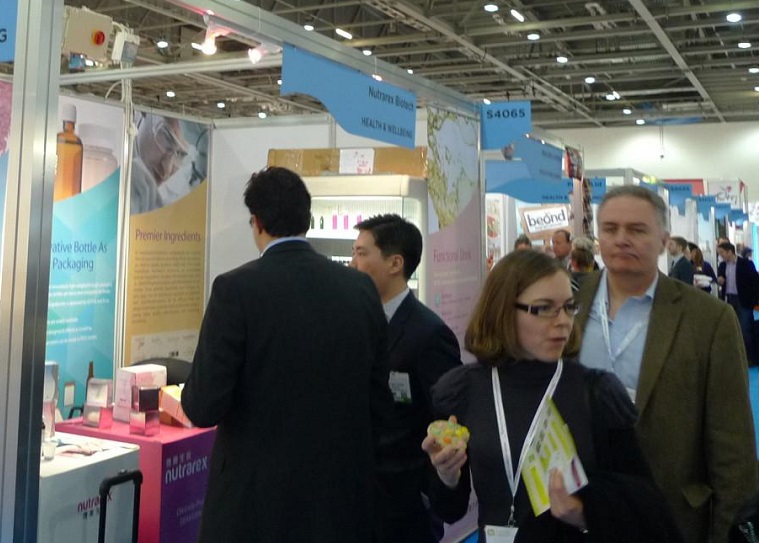 2026年韩国首尔生物制药技术展BioPlus-Interphex Korea参展商与海外采购商展台洽谈现场