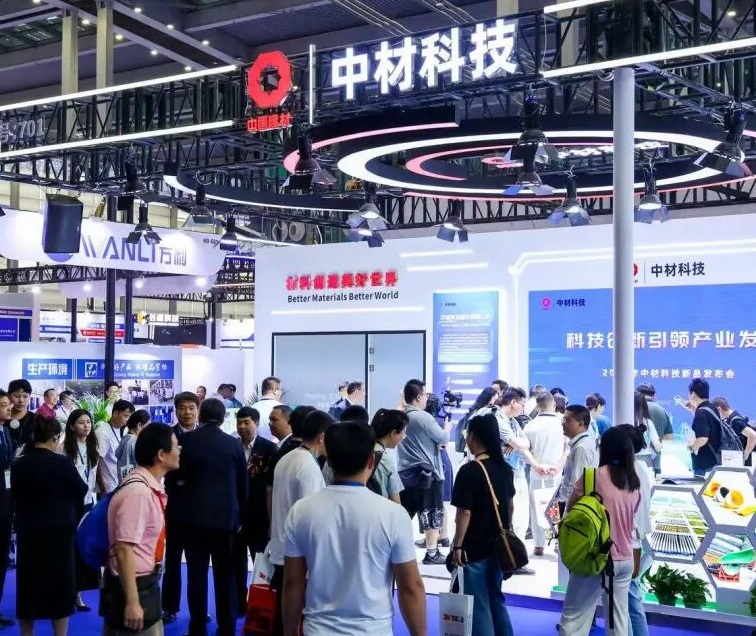 2027年深圳国际复合材料工业技术展览会CCE展会现场产品演示与行业交流活动