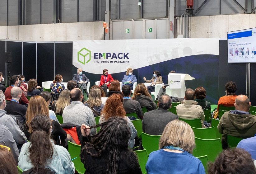 2027年葡萄牙包装、物流展览会Empack e Logistics & Automation参展商与海外采购商展台洽谈现场