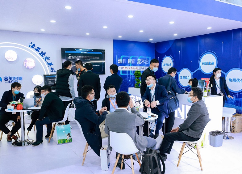 2026年北京风能大会-北京风能展CWPCHINA WIND POWER展馆现场，专业观众参观实况