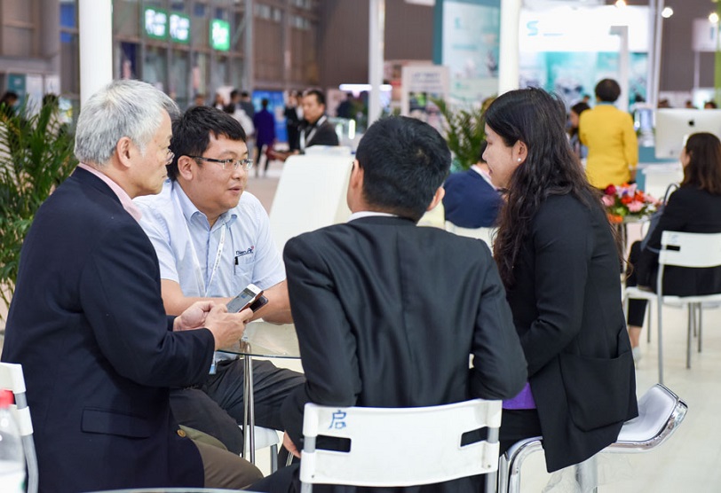 2027年成都西部国际口腔展CWDDENTAL SHOW WEST CHINA展馆内部展台环境实拍