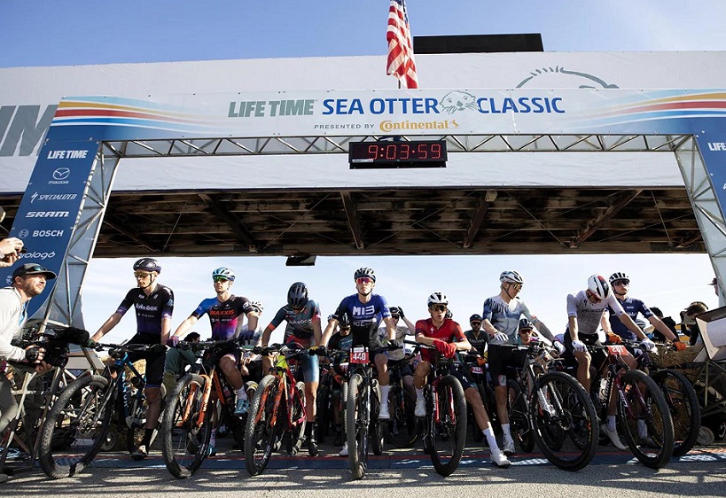 2027年美国加州海獭自行车展Sea Otter Classic展馆现场,专业观众参观实况