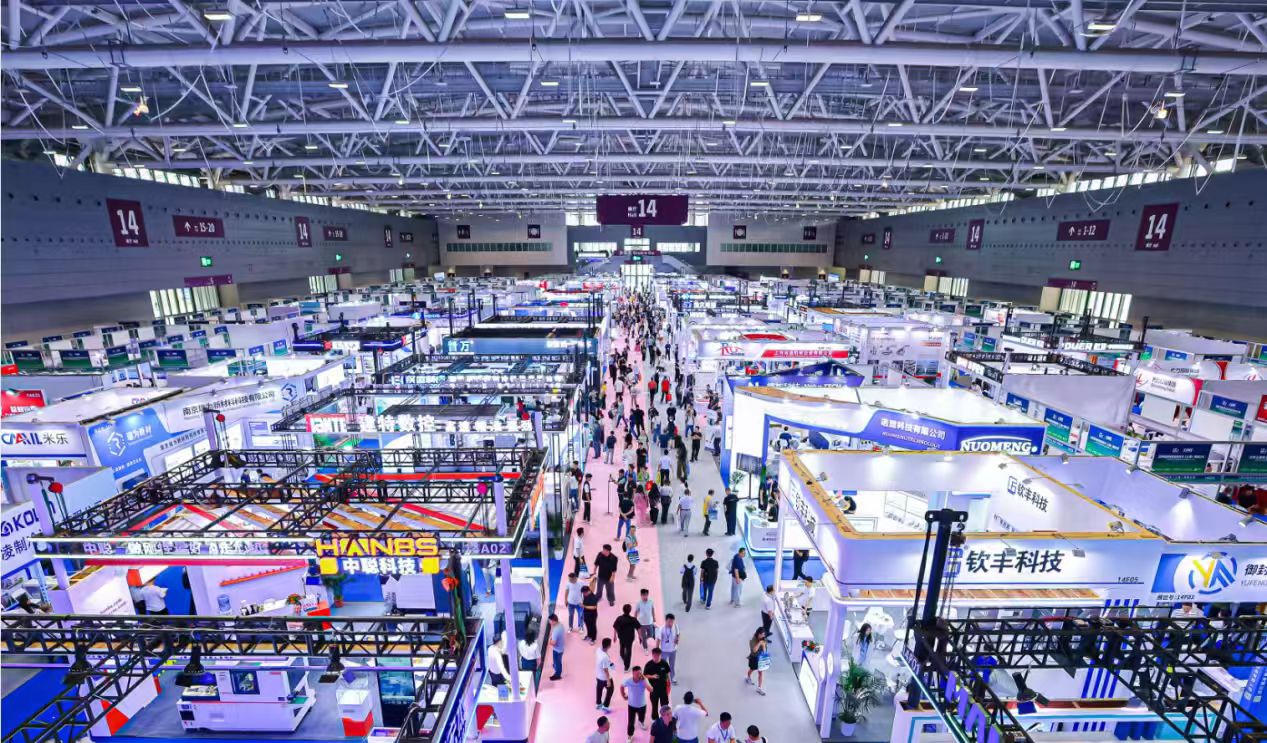 20267年京津冀 (河北)AI 算力、数据中心液冷技术博览会ACDC行业机械设备展品展台实拍